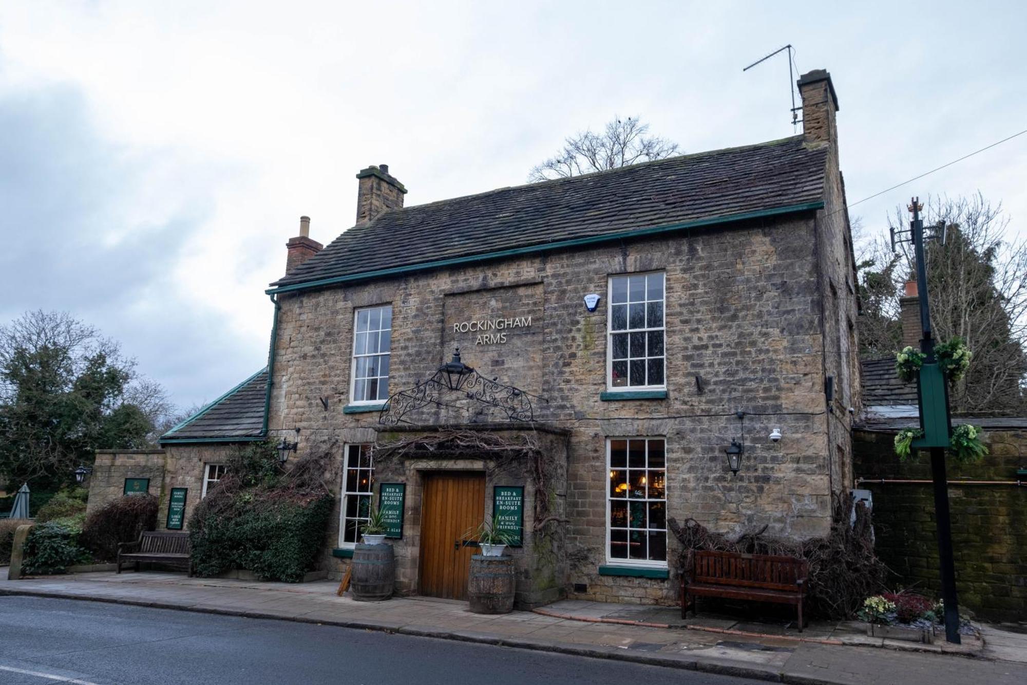 Rockingham Arms By Greene King Inns Wentworth  Екстериор снимка