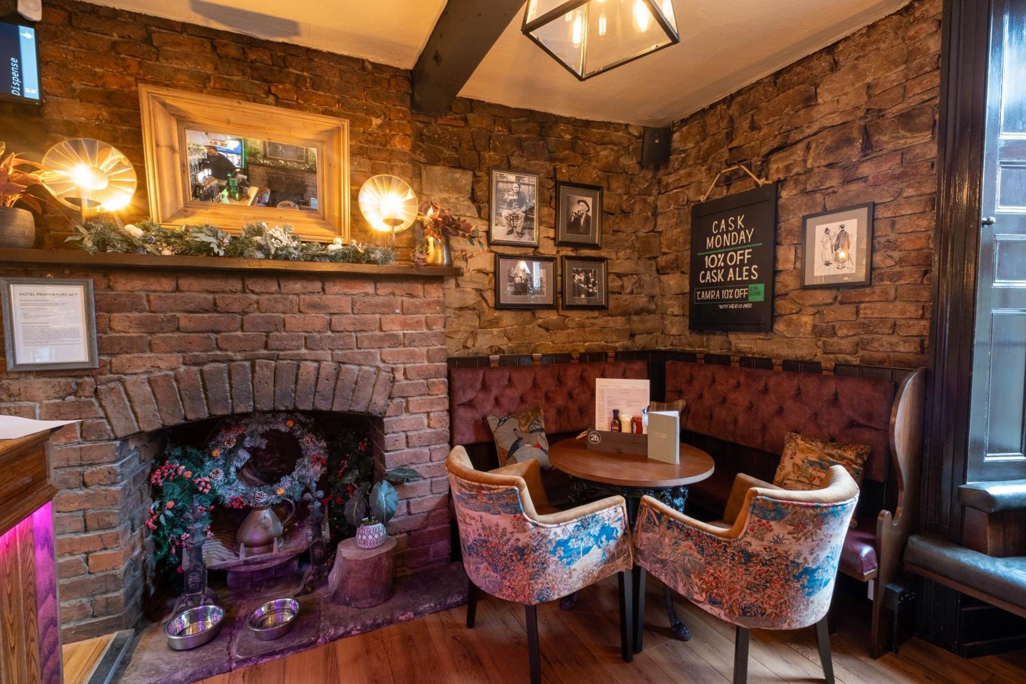 Rockingham Arms By Greene King Inns Wentworth  Екстериор снимка