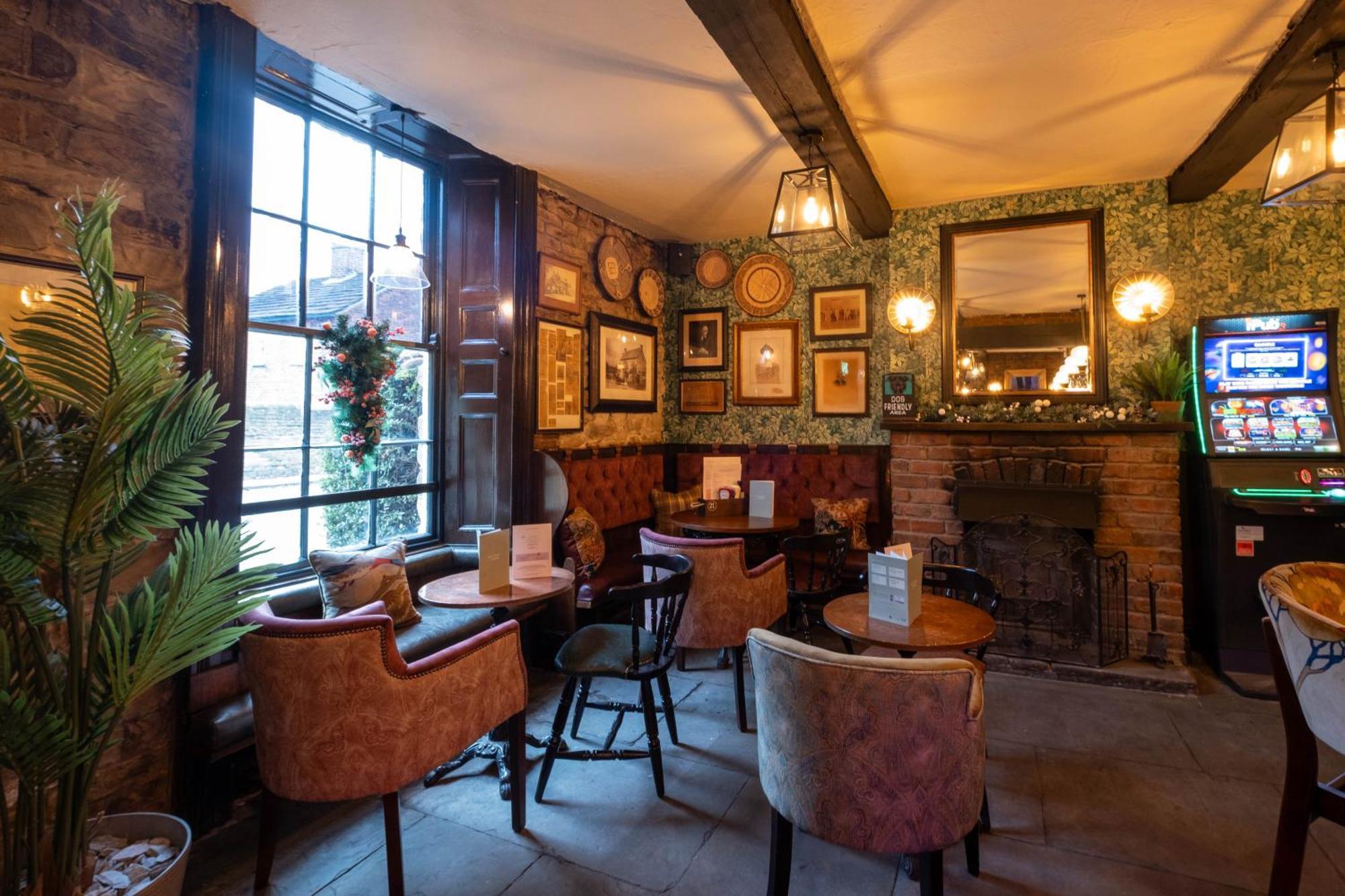 Rockingham Arms By Greene King Inns Wentworth  Екстериор снимка