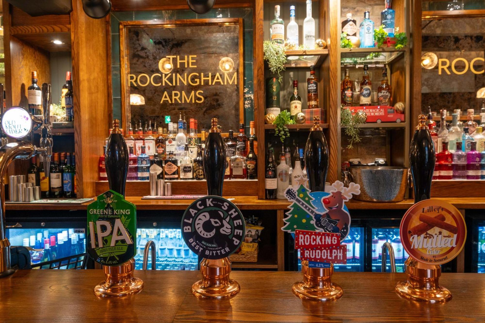 Rockingham Arms By Greene King Inns Wentworth  Екстериор снимка
