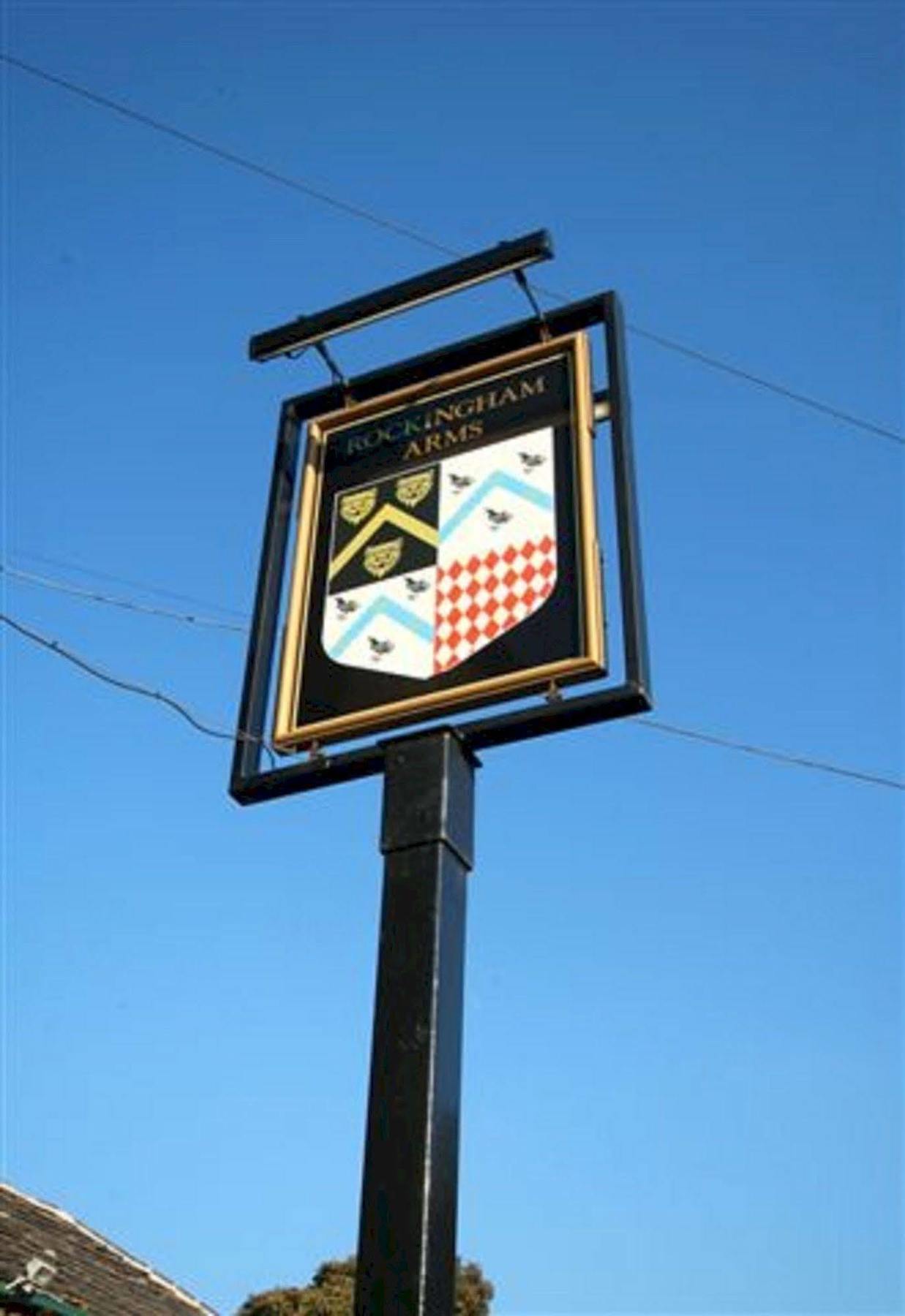 Rockingham Arms By Greene King Inns Wentworth  Екстериор снимка