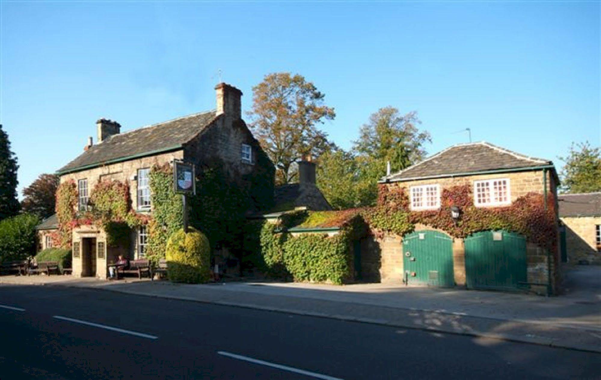 Rockingham Arms By Greene King Inns Wentworth  Екстериор снимка